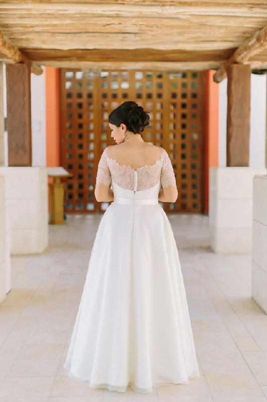 Now or Never Augusta Jones Bespoke Sian