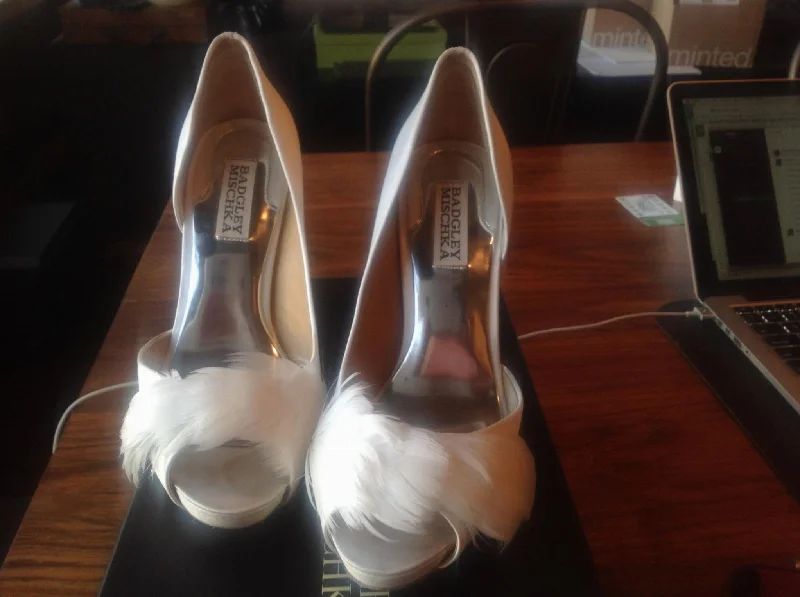 Get It Before It’s Gone Badgley Mischka