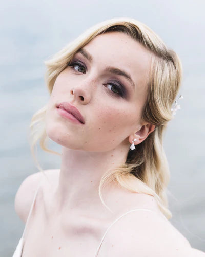 Unmissable Offer Atelier Elise Belle Fleur Petite Earrings - Gold, Ivory Flowers
