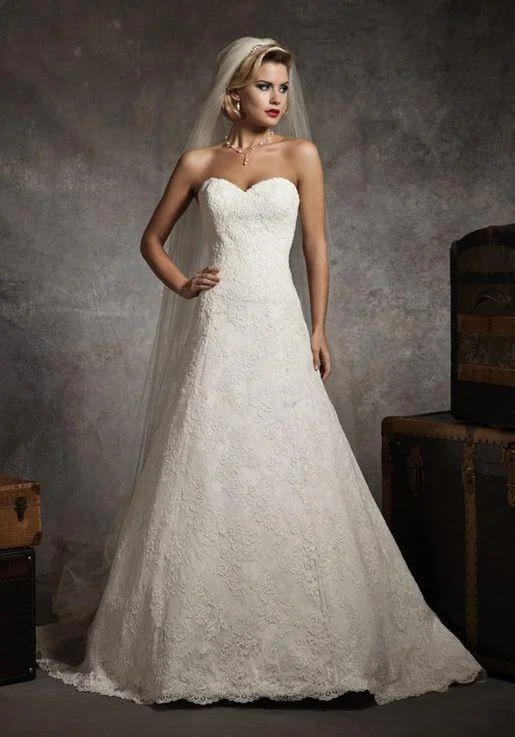 Shop and Save Justin Alexander Lace Sweetheart
