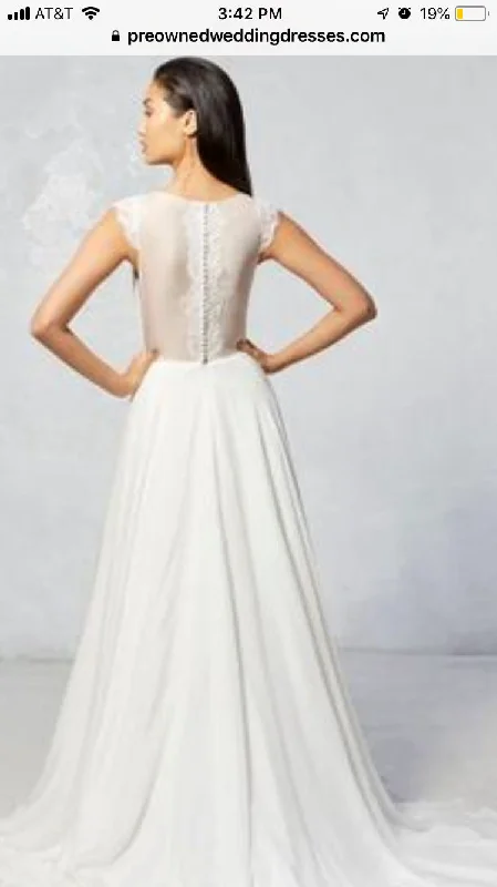 Incredible Offers Astrid & Mercedes