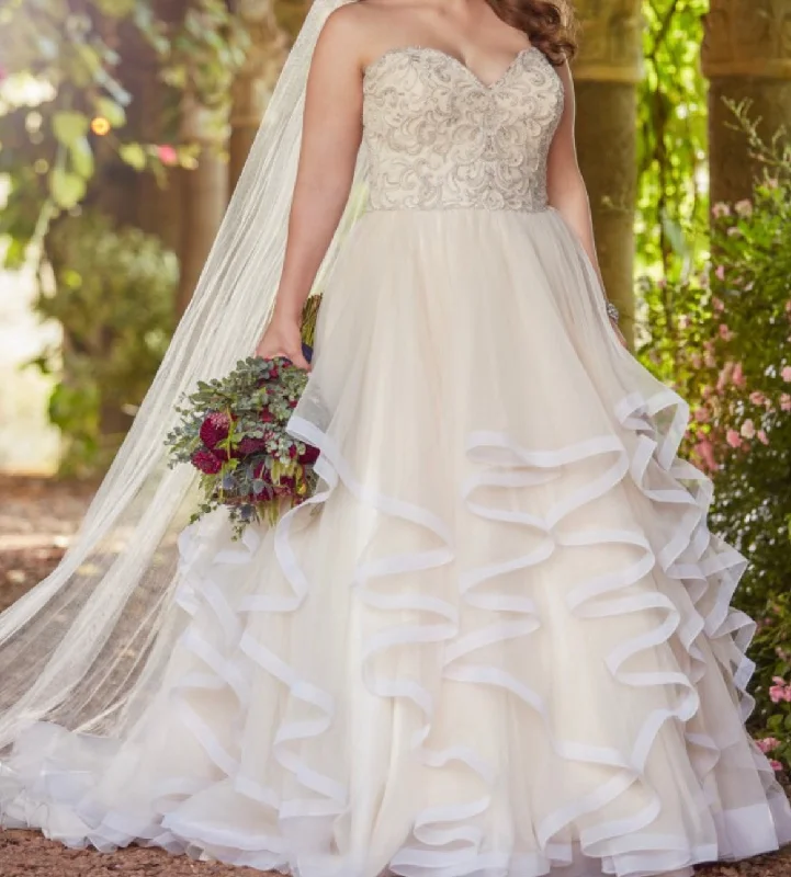 Deep Discounts Essense of Australia Ball Gown