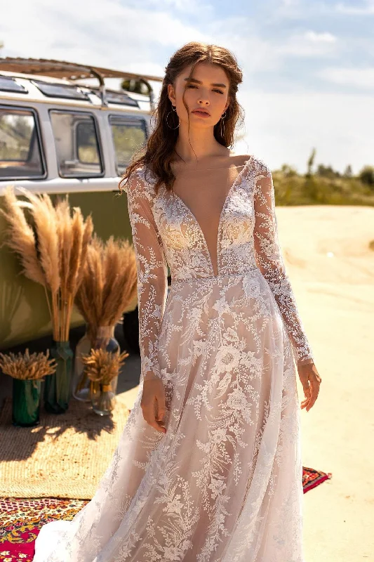 Deal of the Week Arianna Kira