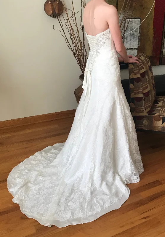 Year-End Sale David's Bridal A-Line Lace