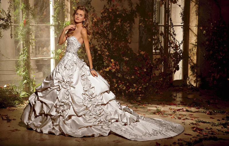 Best Bargains Eve of Milady 4316