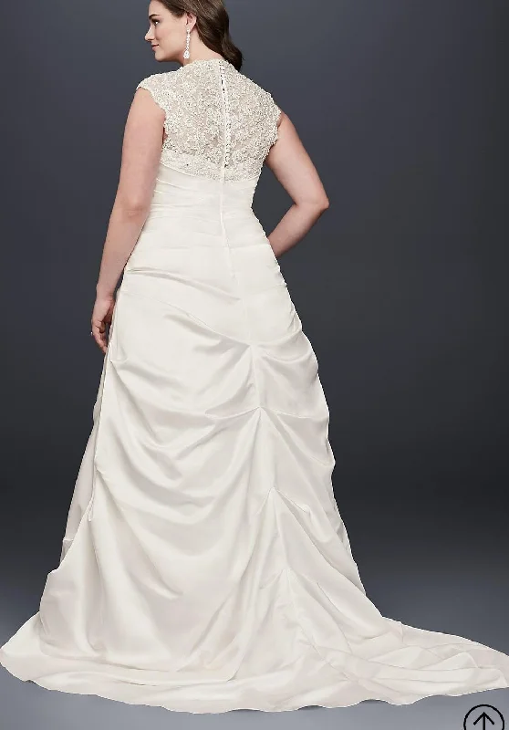 New Markdowns David's Bridal Cap Sleeve Satin 9T3090