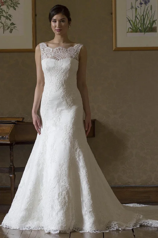 Today’s Deal Augusta Jones Sofia