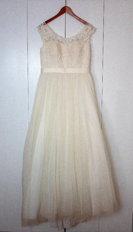 Limited Quantity David's Bridal WG3741