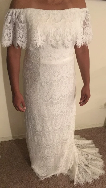 Bonus Savings Galina Off the Shoulder
