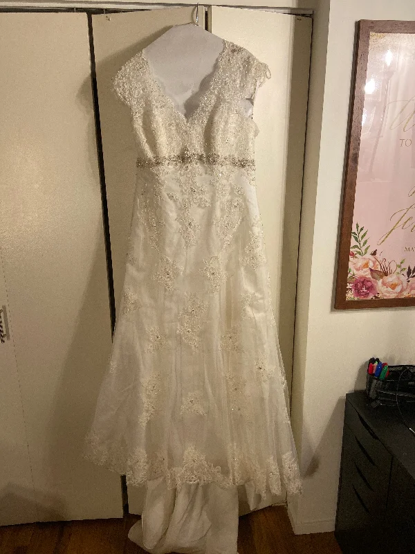 Price Fest David's Bridal T3299