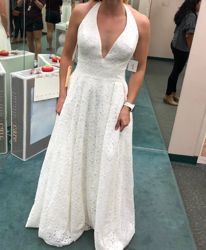 Unmissable Offer David's Bridal Lace Halter