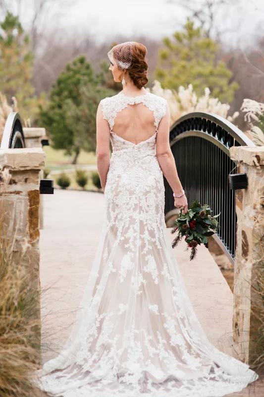 Special Promotion David Tutera Lourdes