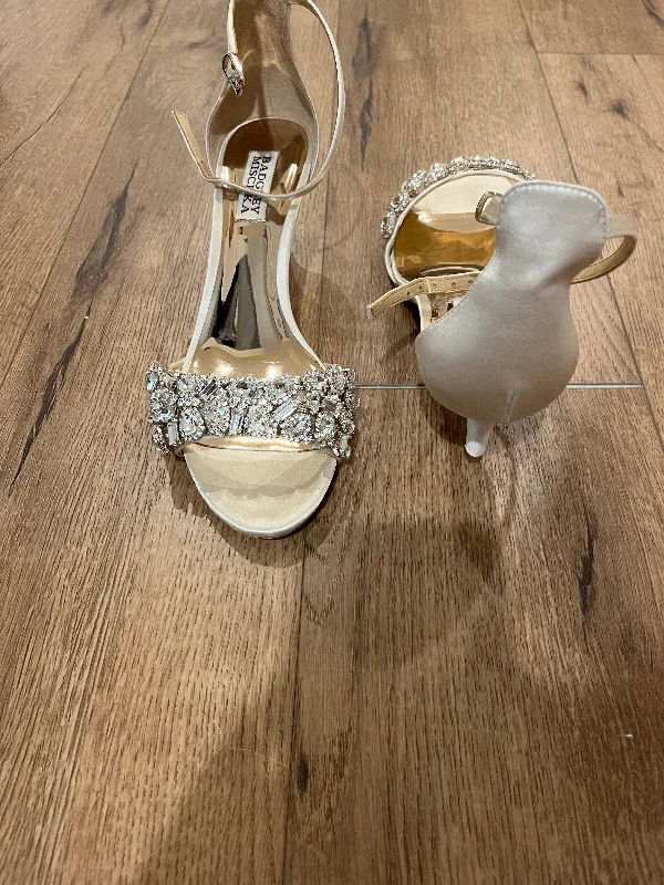 Today’s Deal Badgley Mischka