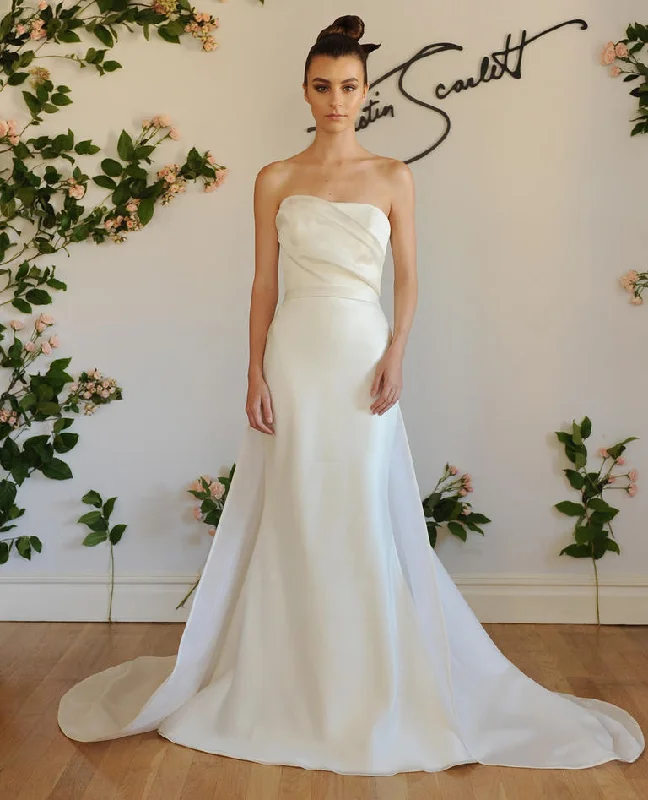 Amazing Deals Austin Scarlett Clairvoir