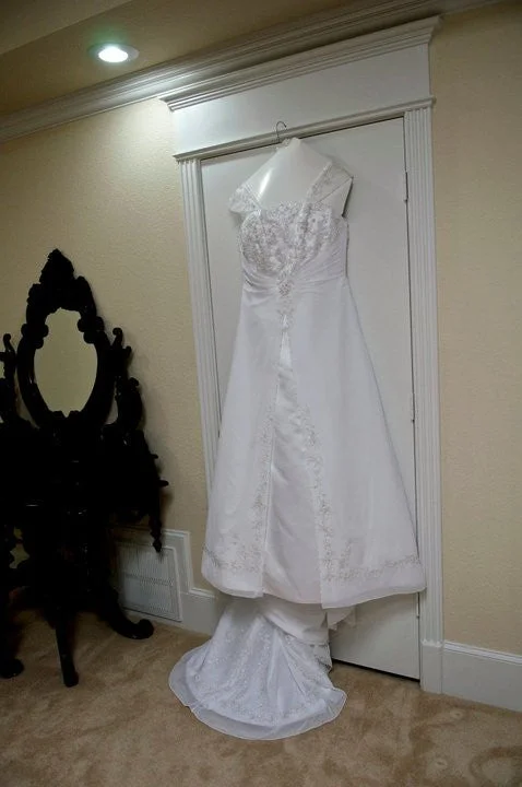 Weekend Deal David's Bridal A-Line