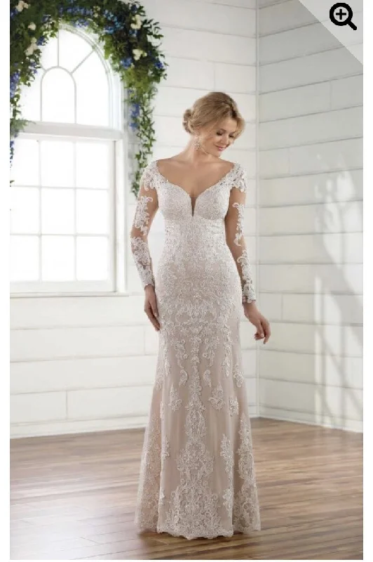 Anniversary Sale Essense of Australia D2511