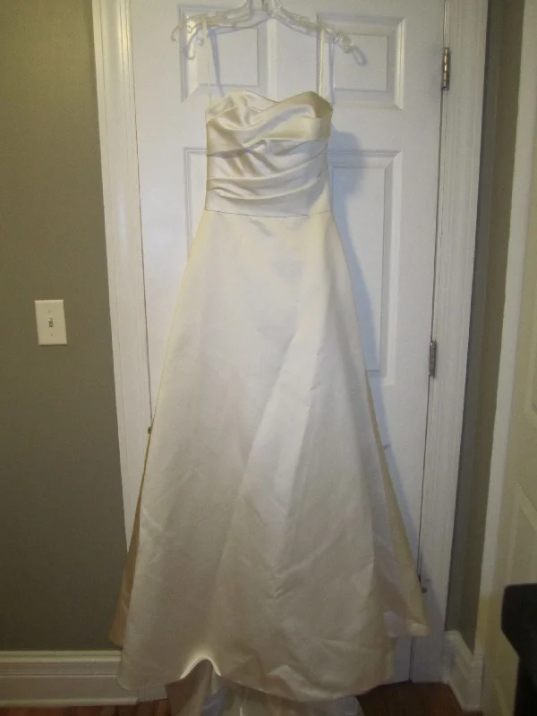 Don’t Miss Out Augusta Jones Trista style N22
