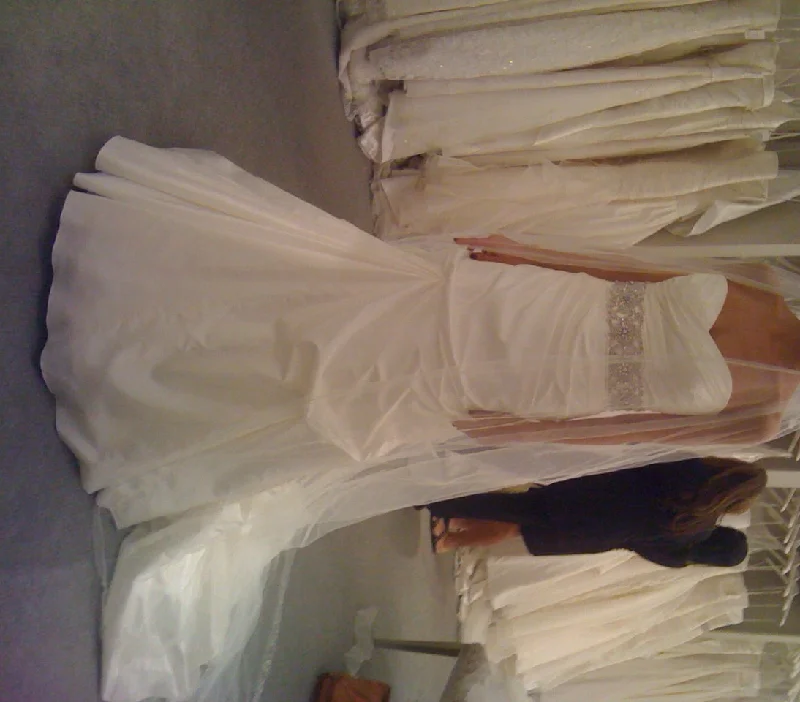 Quick Sale Augusta Jones Bobbi