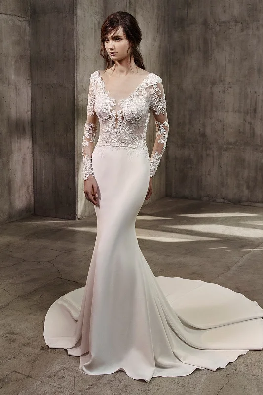 Today Only Badgley Mischka Alexis
