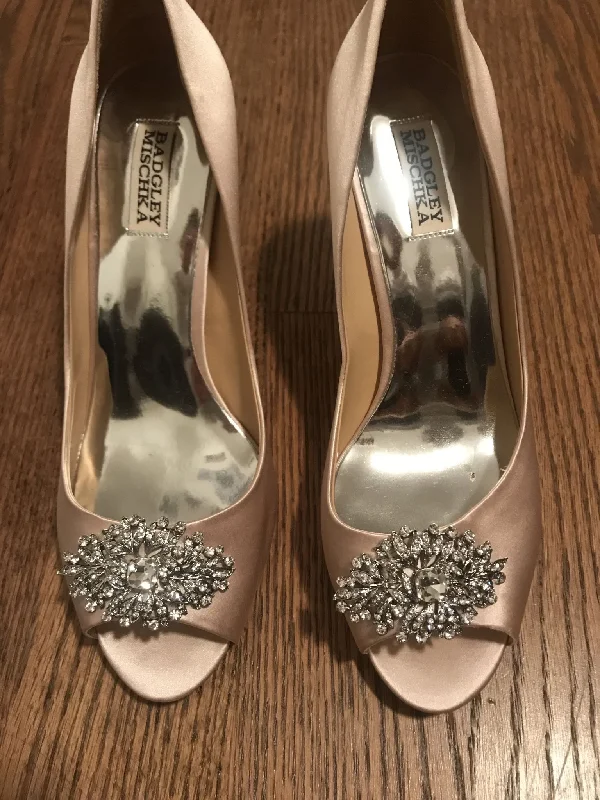 Year-End Sale Badgley Mischka