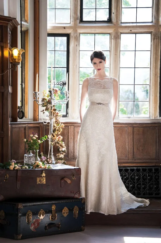 Warehouse Sale Augusta Jones Ali - Size 10 UK