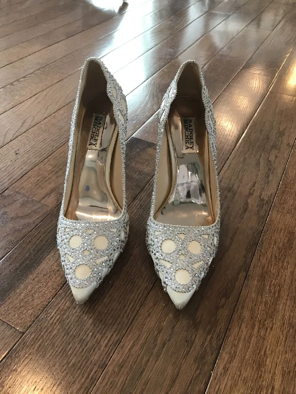 Major Savings Badgley Mischka