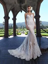 Stock Clearance Ashley & Justin 10664