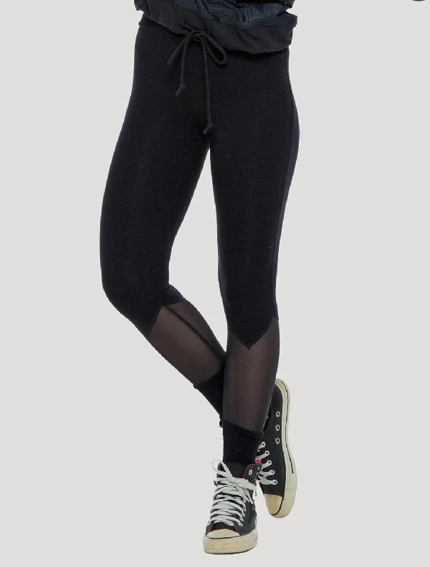 Last Chance Arrow High-Rise Leggings