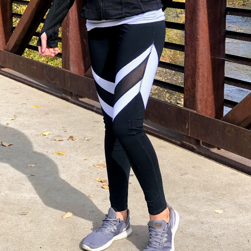 Black/White