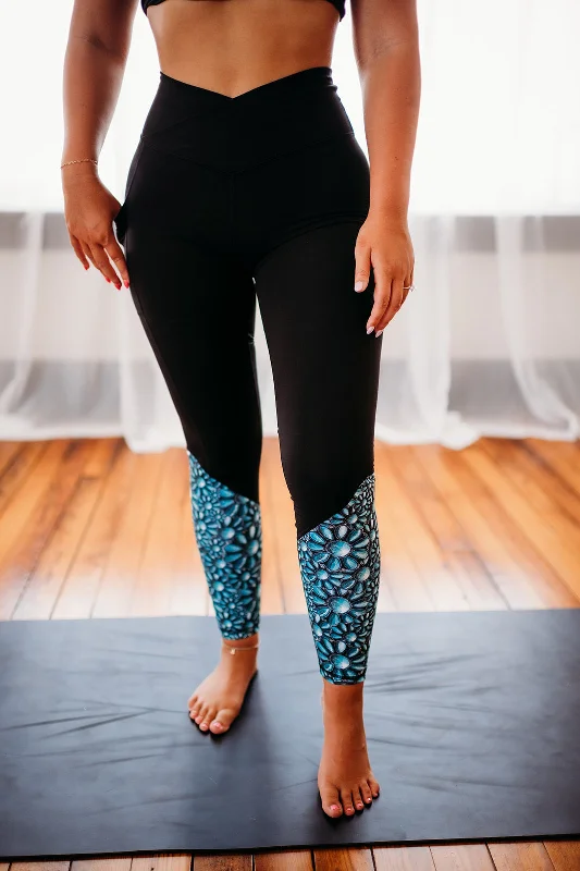 Clearance Items TURQUOISE BLOSSOM CROSSOVER LEGGINGS