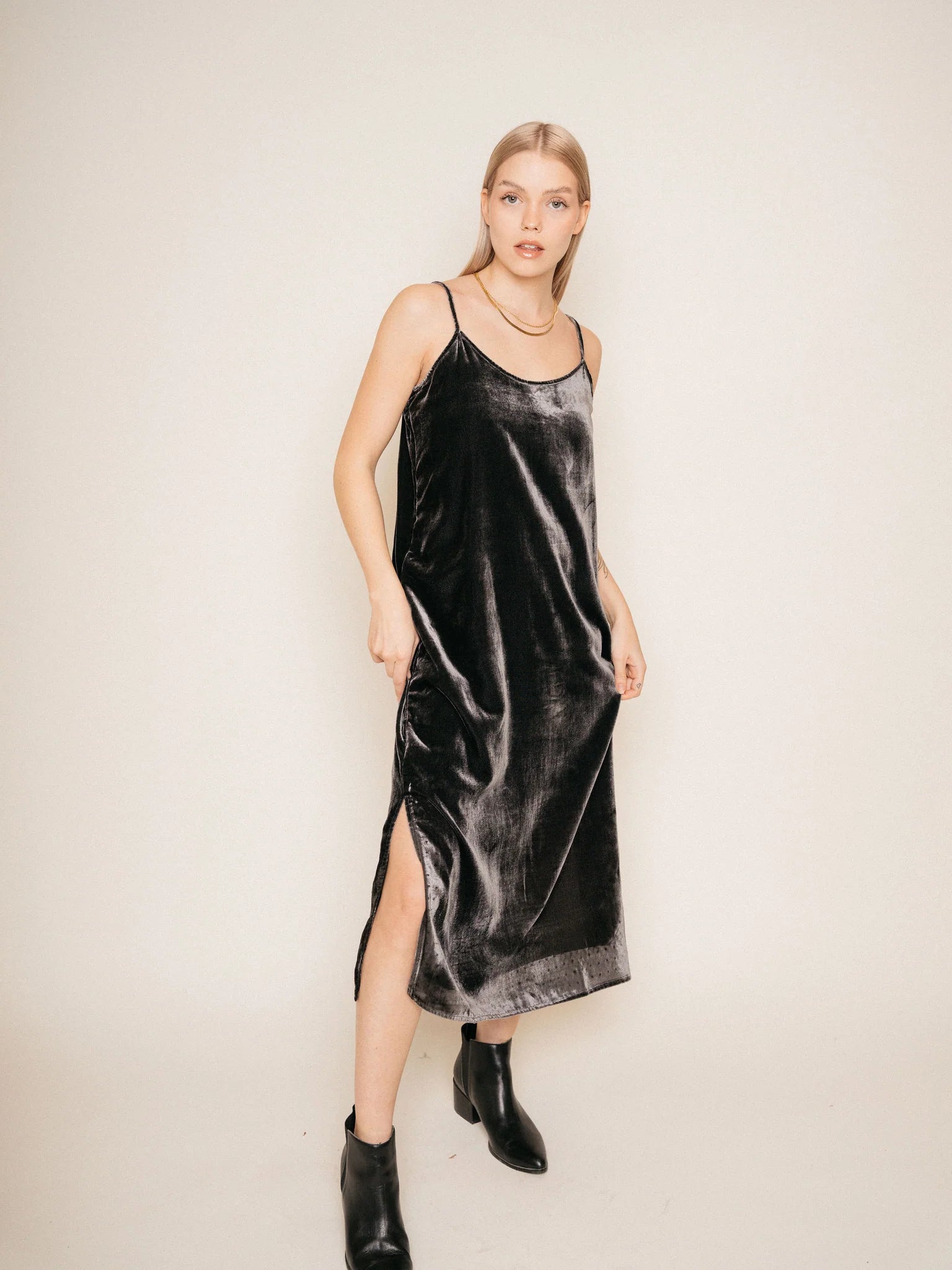 Overstock Jackson Rowe Crisp Dress | Black
