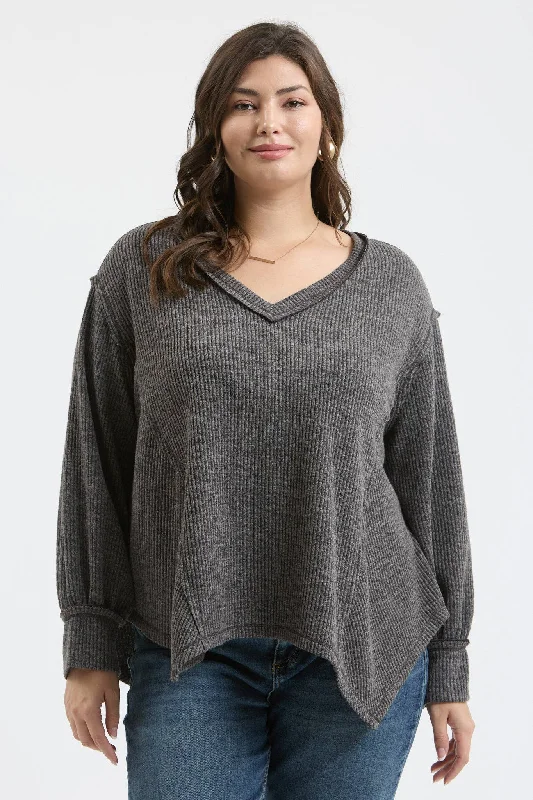 Limited Stock Eclipse V-Neck Curvy